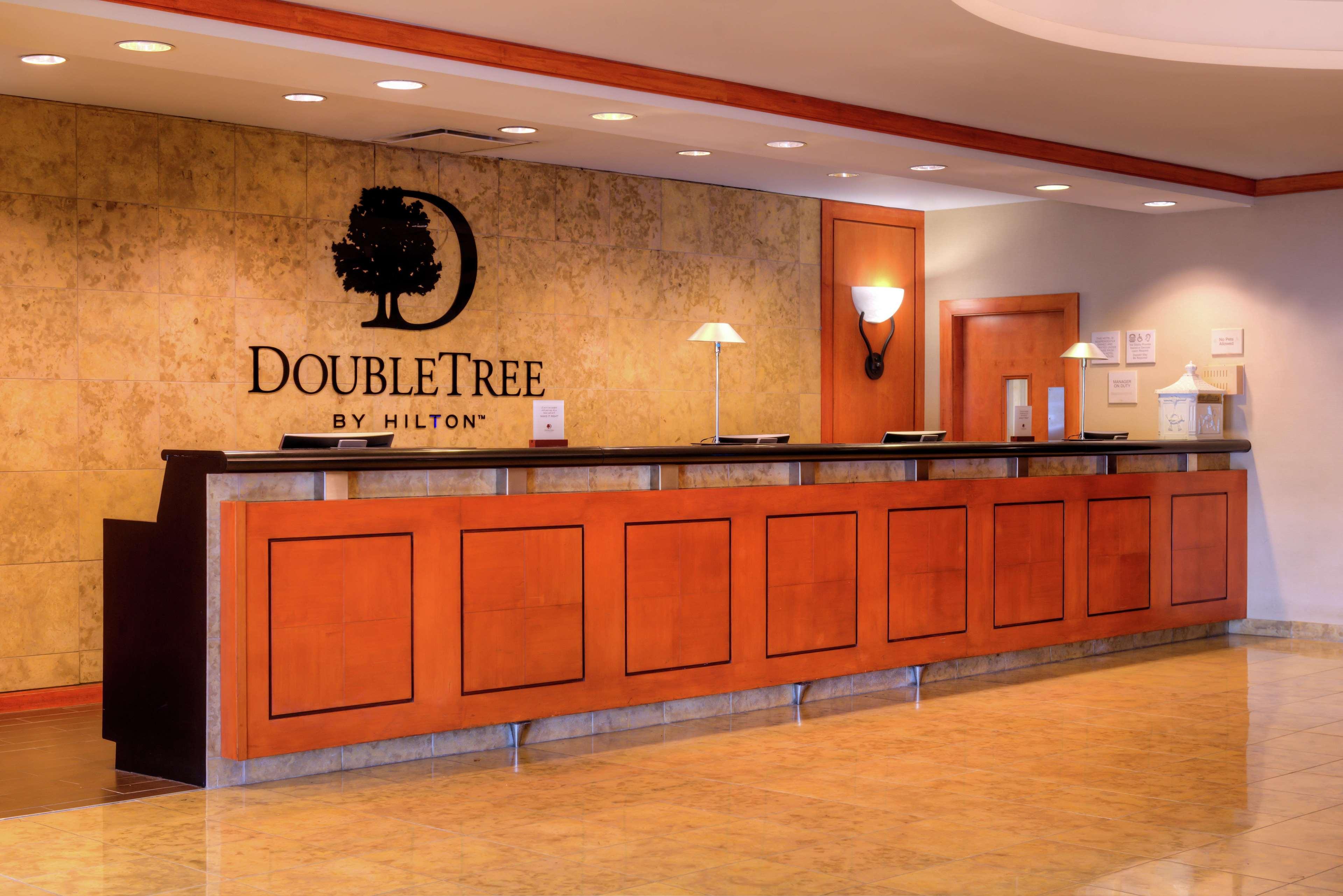 Doubletree By Hilton Hotel Tampa Airport-Westshore Bagian luar foto