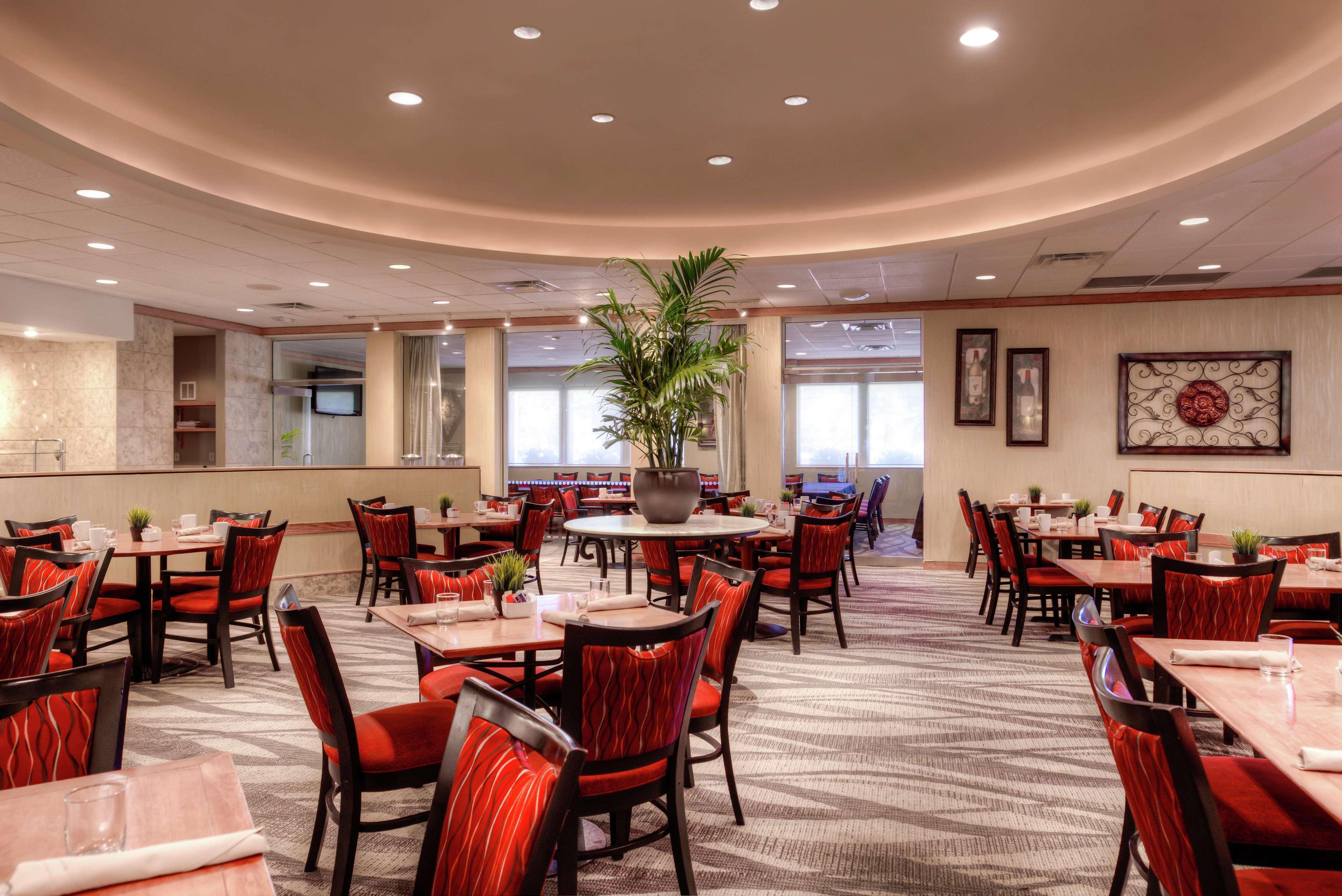 Doubletree By Hilton Hotel Tampa Airport-Westshore Bagian luar foto