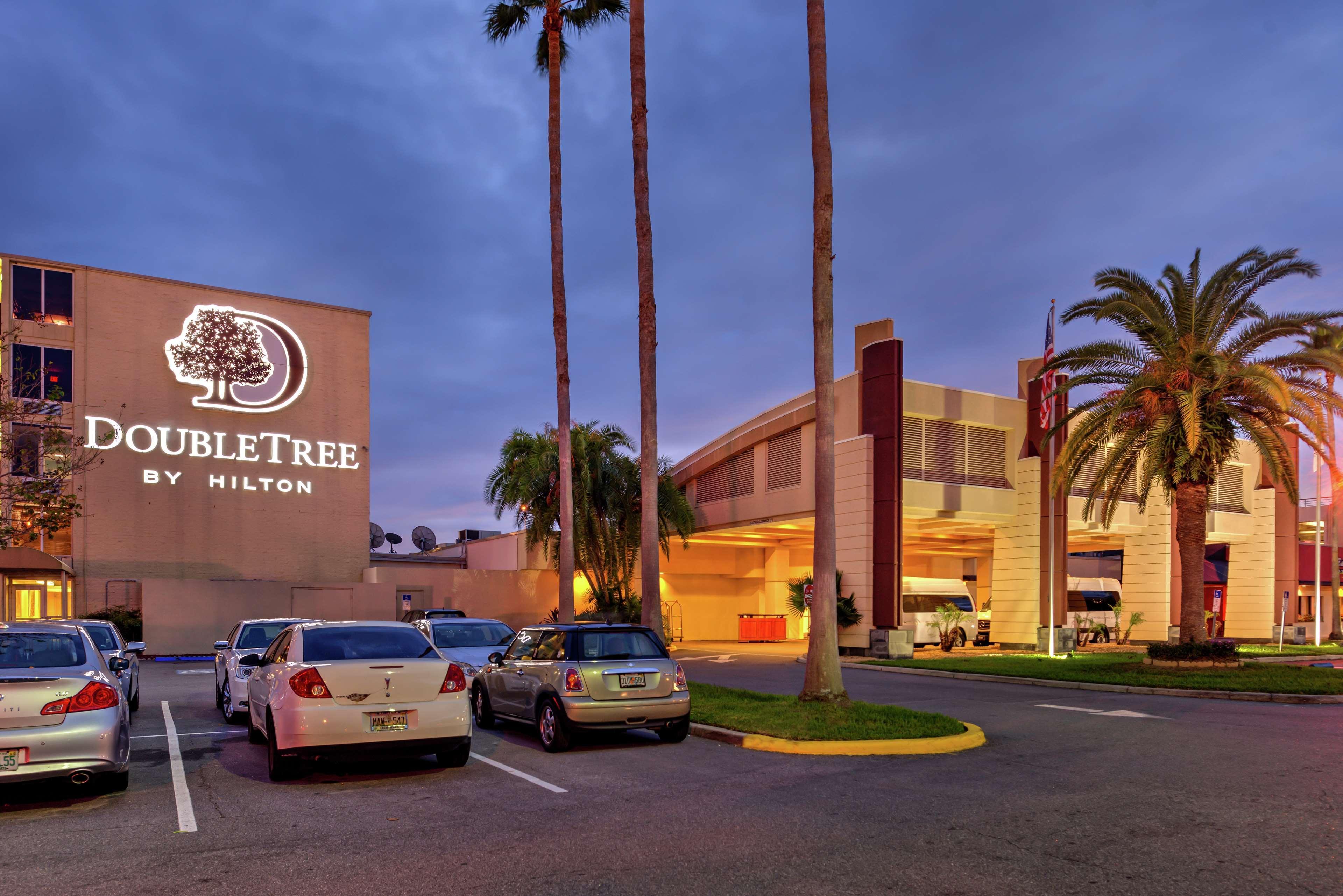 Doubletree By Hilton Hotel Tampa Airport-Westshore Bagian luar foto