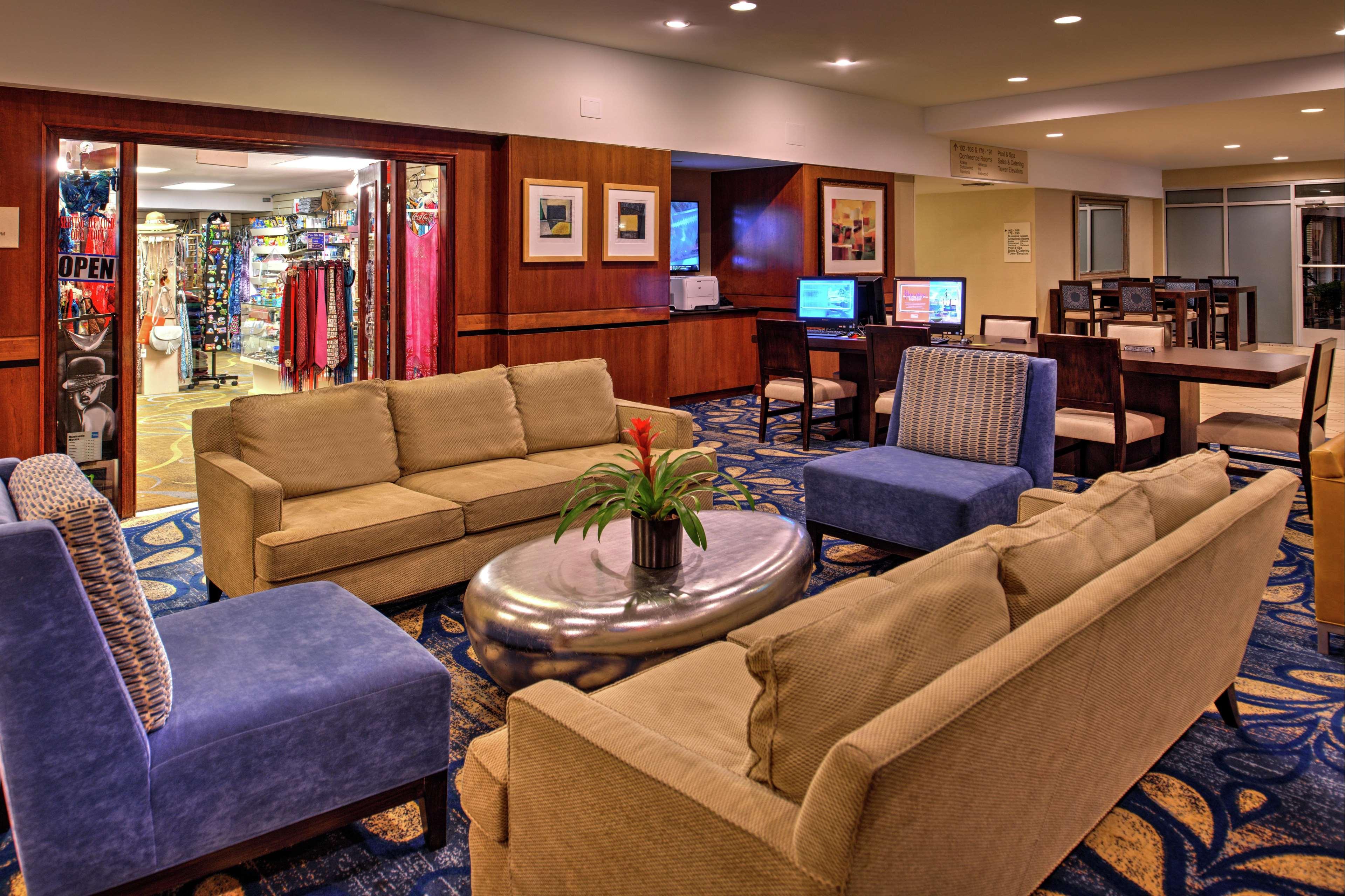 Doubletree By Hilton Hotel Tampa Airport-Westshore Bagian luar foto